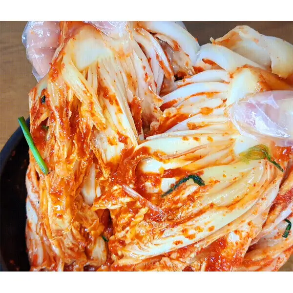 (밝은별 푸드) 국산 포기김치 2Kg 우리나라 농산물로만 담궈드립니다 / 무료반품가능 / 배추김치 (쿠폰가 9,940원/무료)