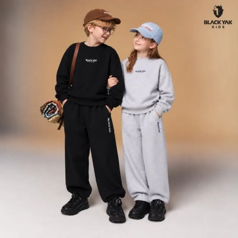 블랙야크키즈 26년 겨울신상 편하고 부드러운 데일리패션  약기모트레이닝세트
