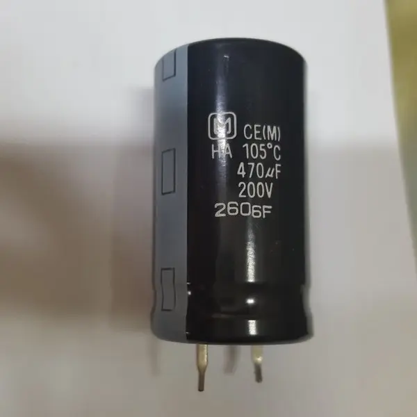 전해콘덴서 200V470uf (1,000원/2,750원)