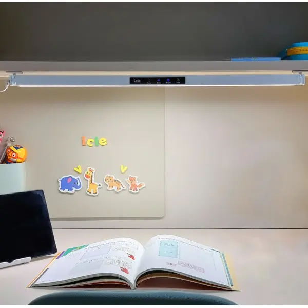 아이클 LED 책상 독서실 스탠드 조명 책상등 독서등 시력보호 ICLE-111F(700mm) ICLE-111F(460mm)