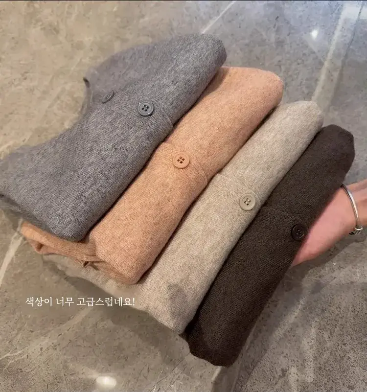 부드러운 피부 친화적인 울 니트