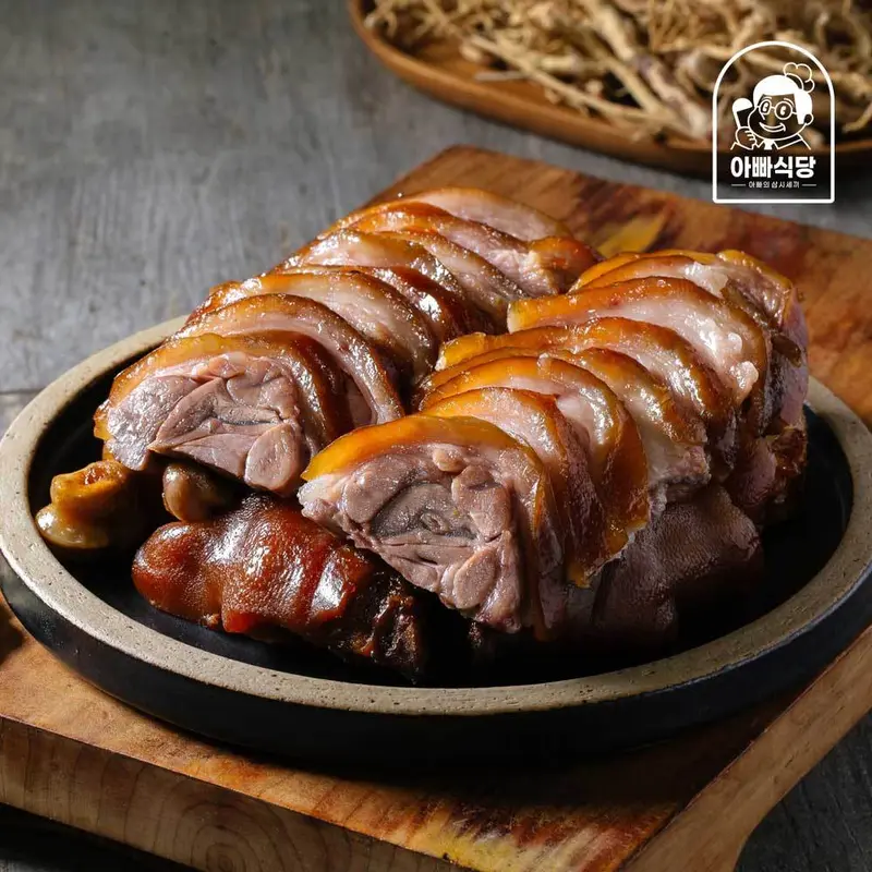 아빠식당 500만개 판매 황기순살족발300g