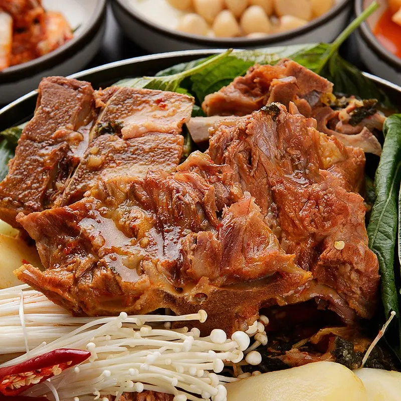 바라던  살코기 가득 감자탕/뼈찜용 돼지 목뼈(Pork Bone) 1kg x 1팩